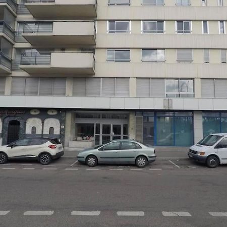 Super Studio En Face De La Gare De Mulhouse Lägenhet Exteriör bild