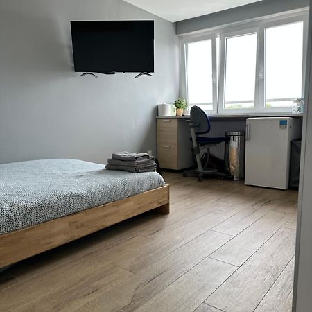 Super Studio En Face De La Gare De Mulhouse Lägenhet Exteriör bild