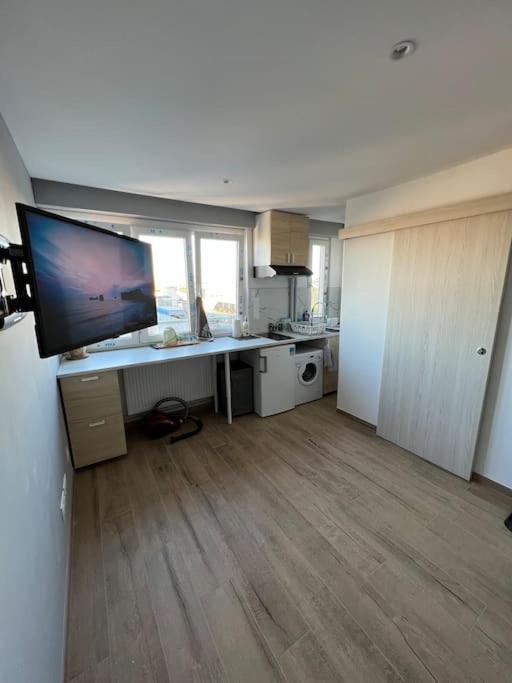 Super Studio En Face De La Gare De Mulhouse Lägenhet Exteriör bild