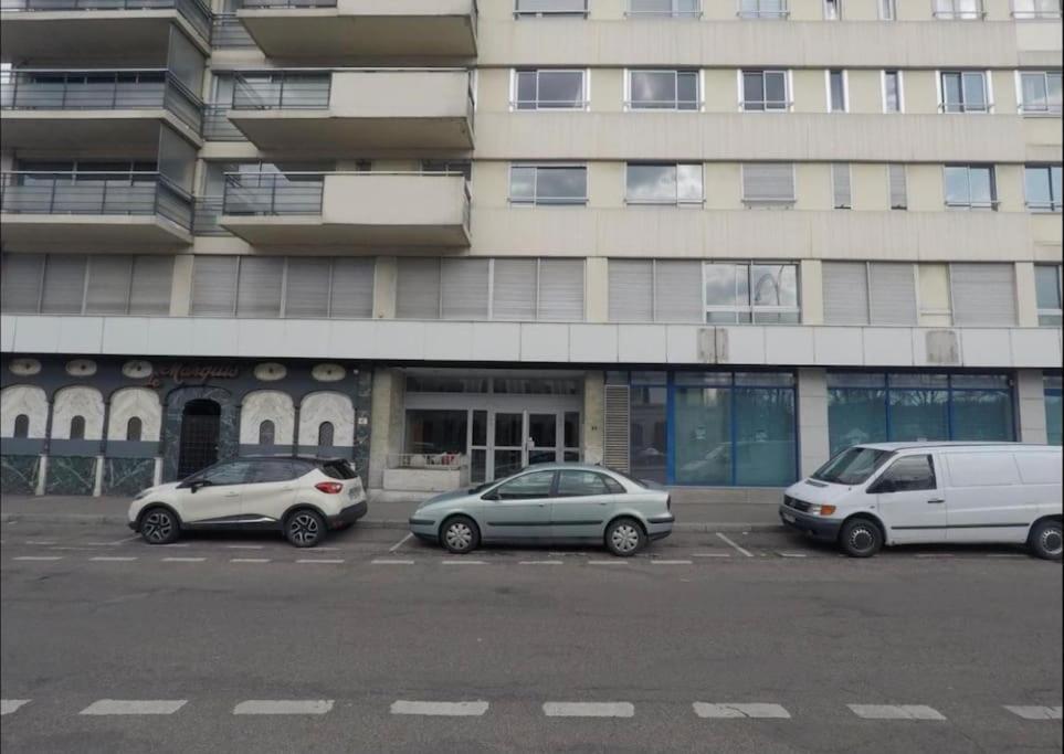 Super Studio En Face De La Gare De Mulhouse Lägenhet Exteriör bild