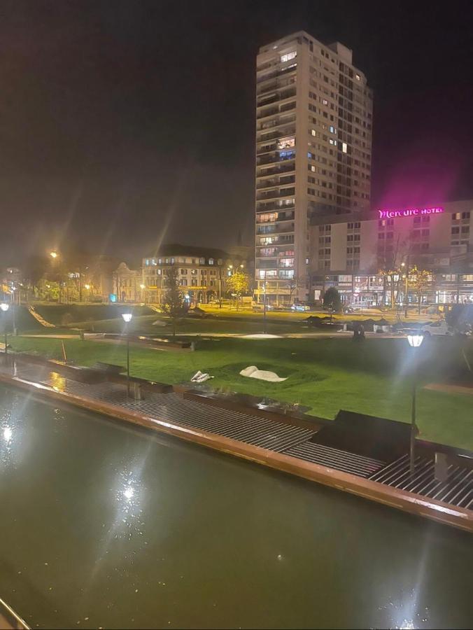 Super Studio En Face De La Gare De Mulhouse Lägenhet Exteriör bild